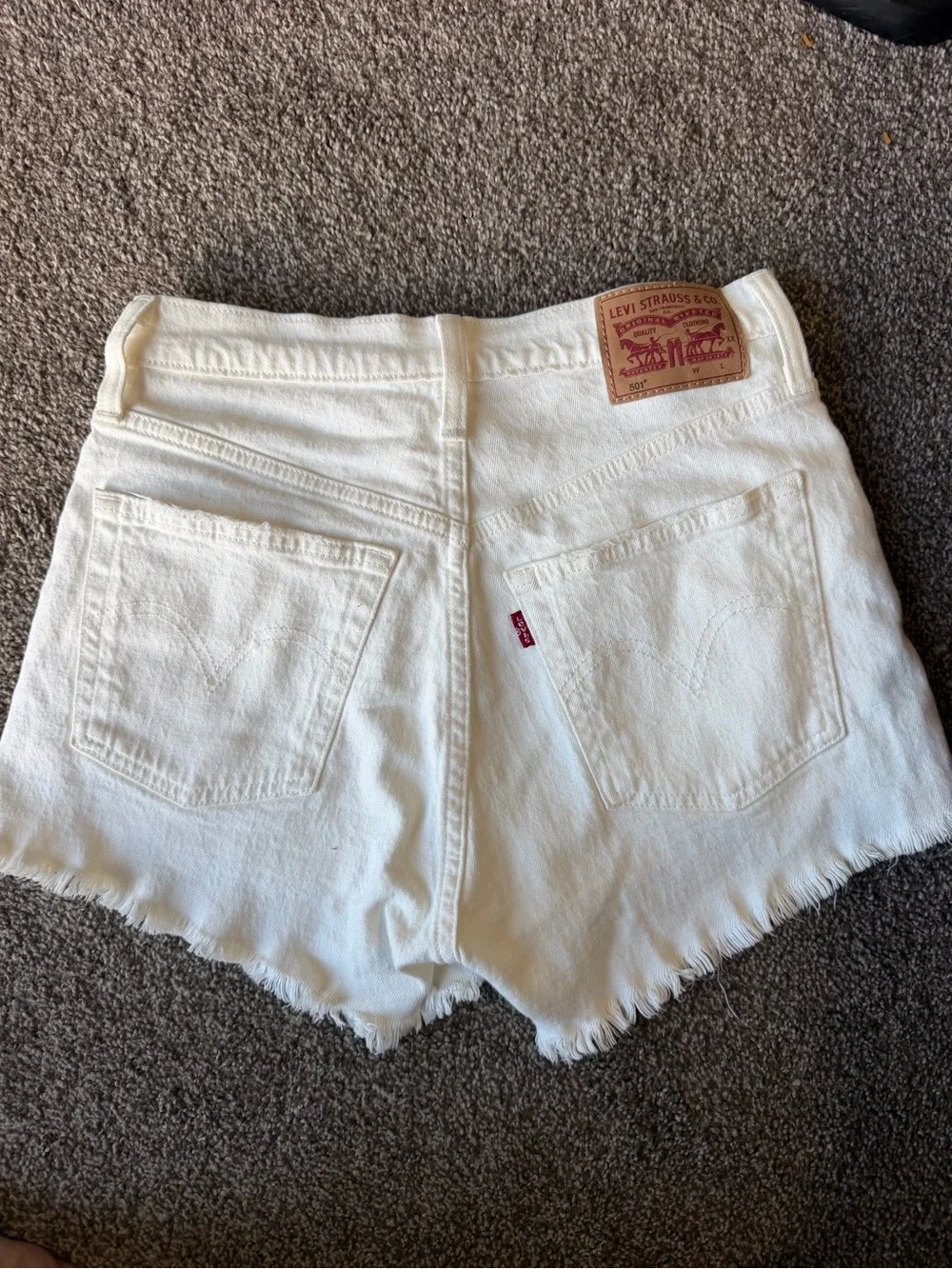 Levi's White Frayed-Hem Denim Shorts